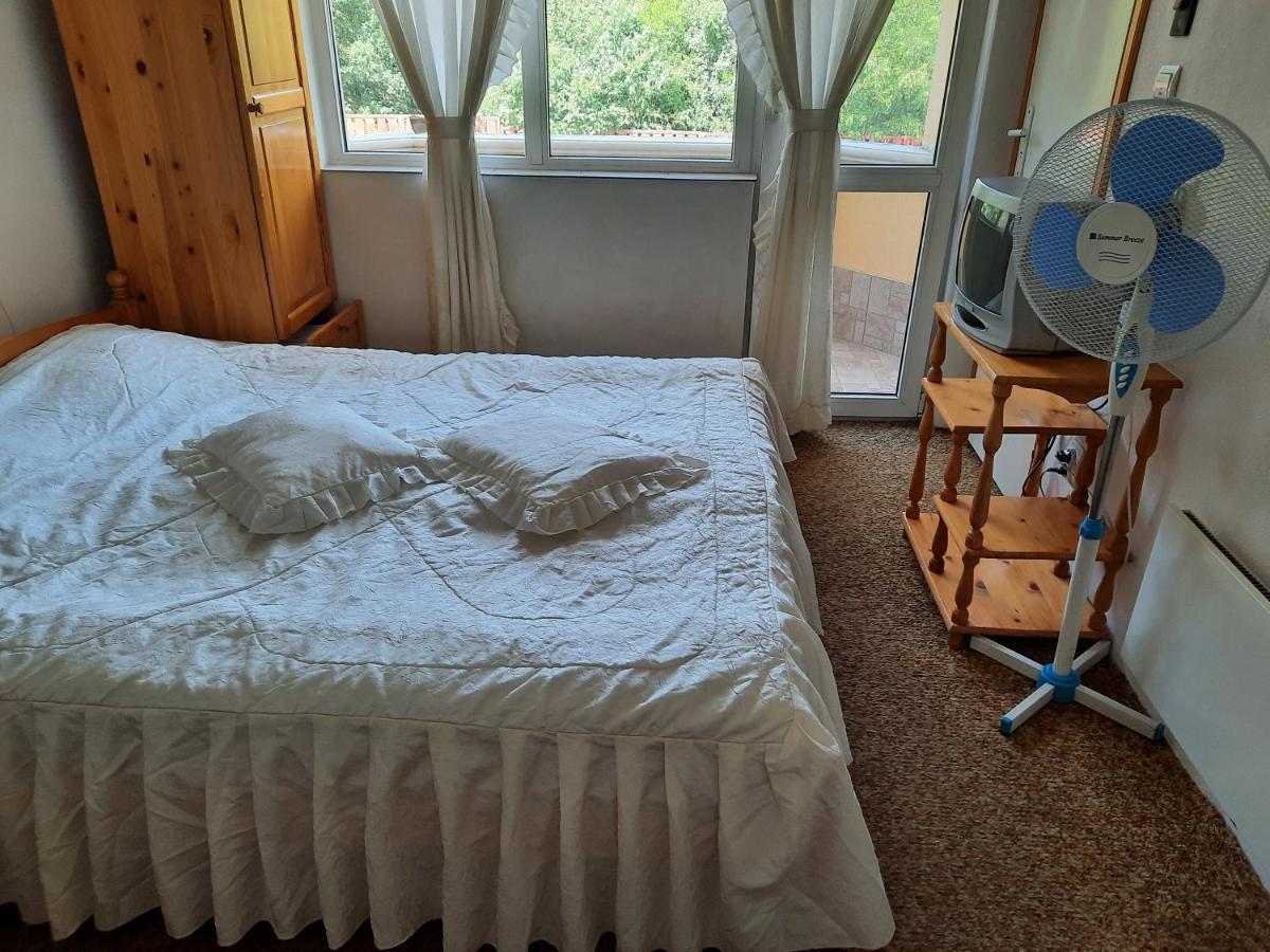 Guest House Zodiac Самоков Экстерьер фото