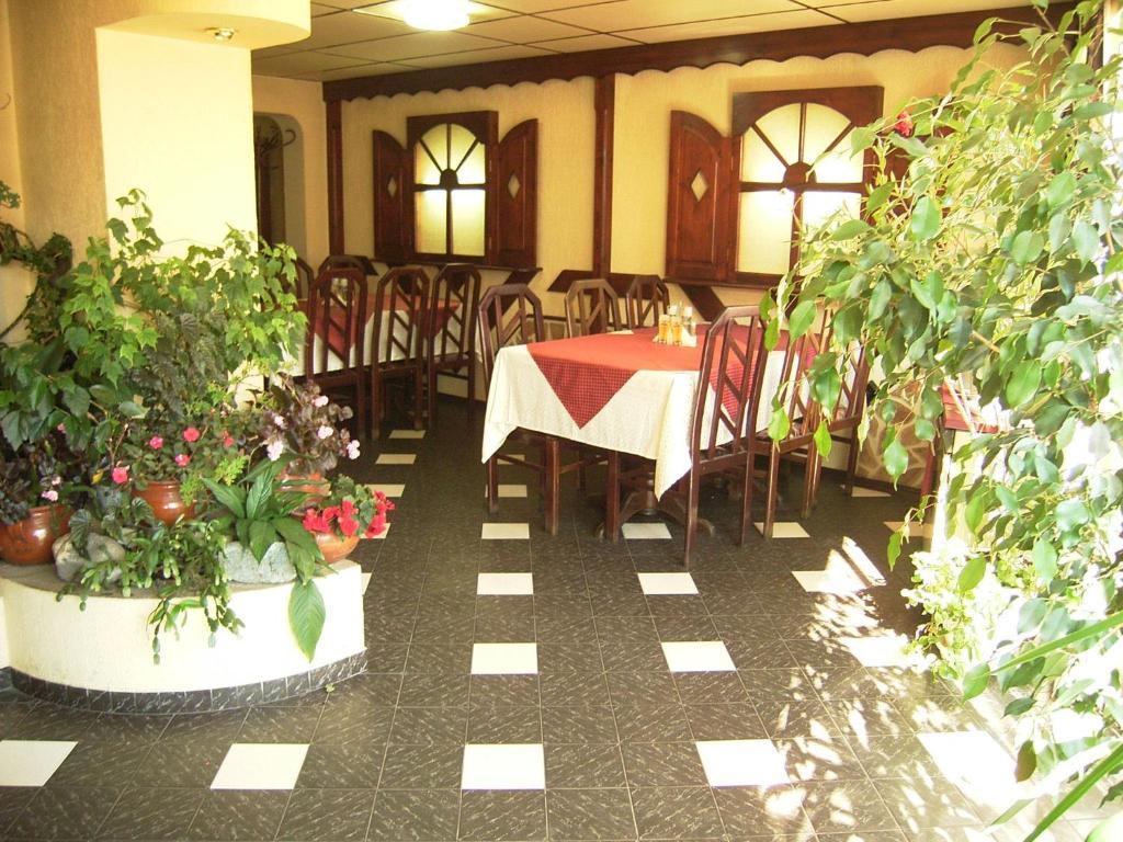 Guest House Zodiac Самоков Экстерьер фото